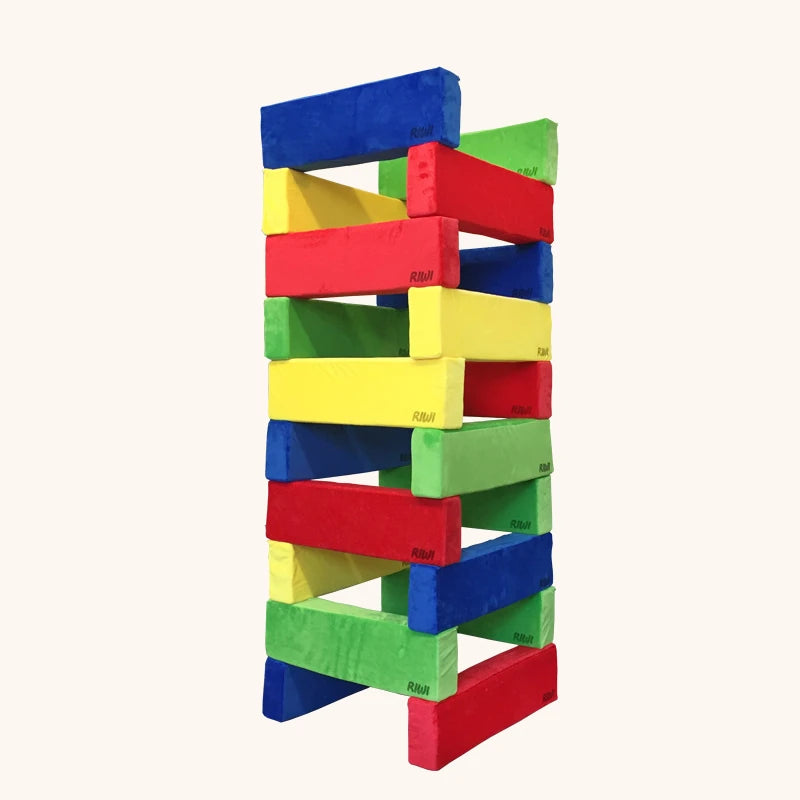 Turm aus Riesen-Softbausteine von RIWI
