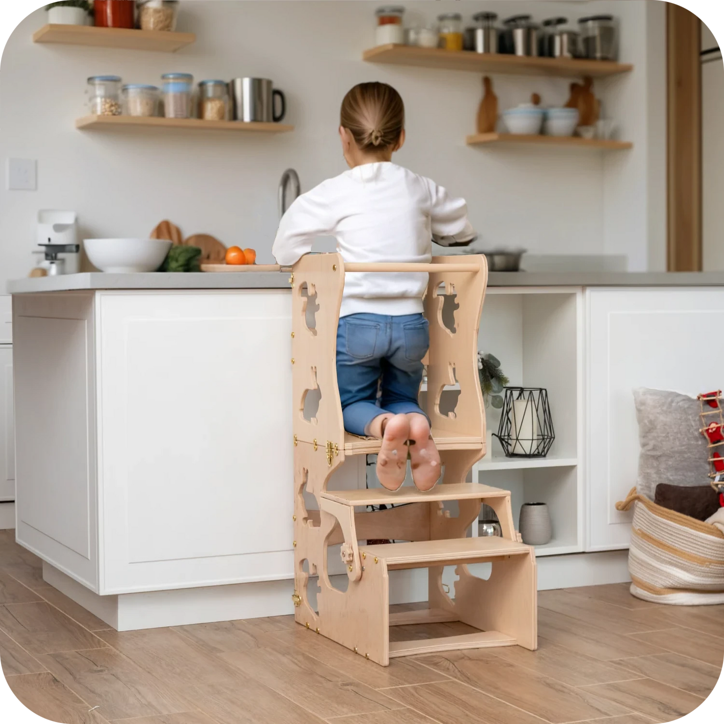 WOODANDHEARTS 2-in-1 Montessori Lernturm mit Tiermuster